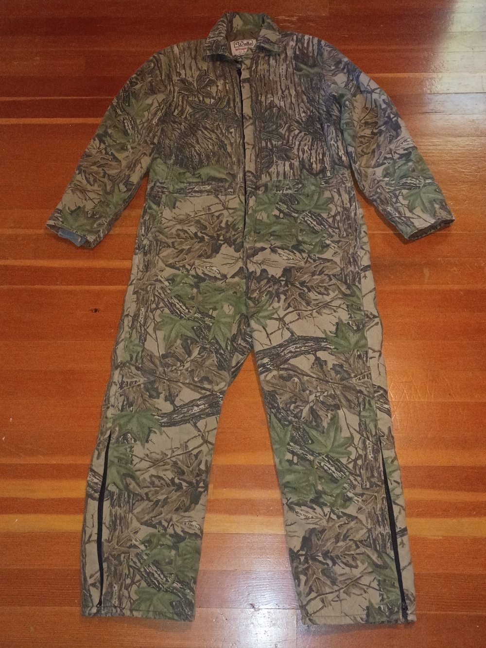 Walls Blizzard Pruf Realtree Camo Coverall (2) - Picture 2 of 5